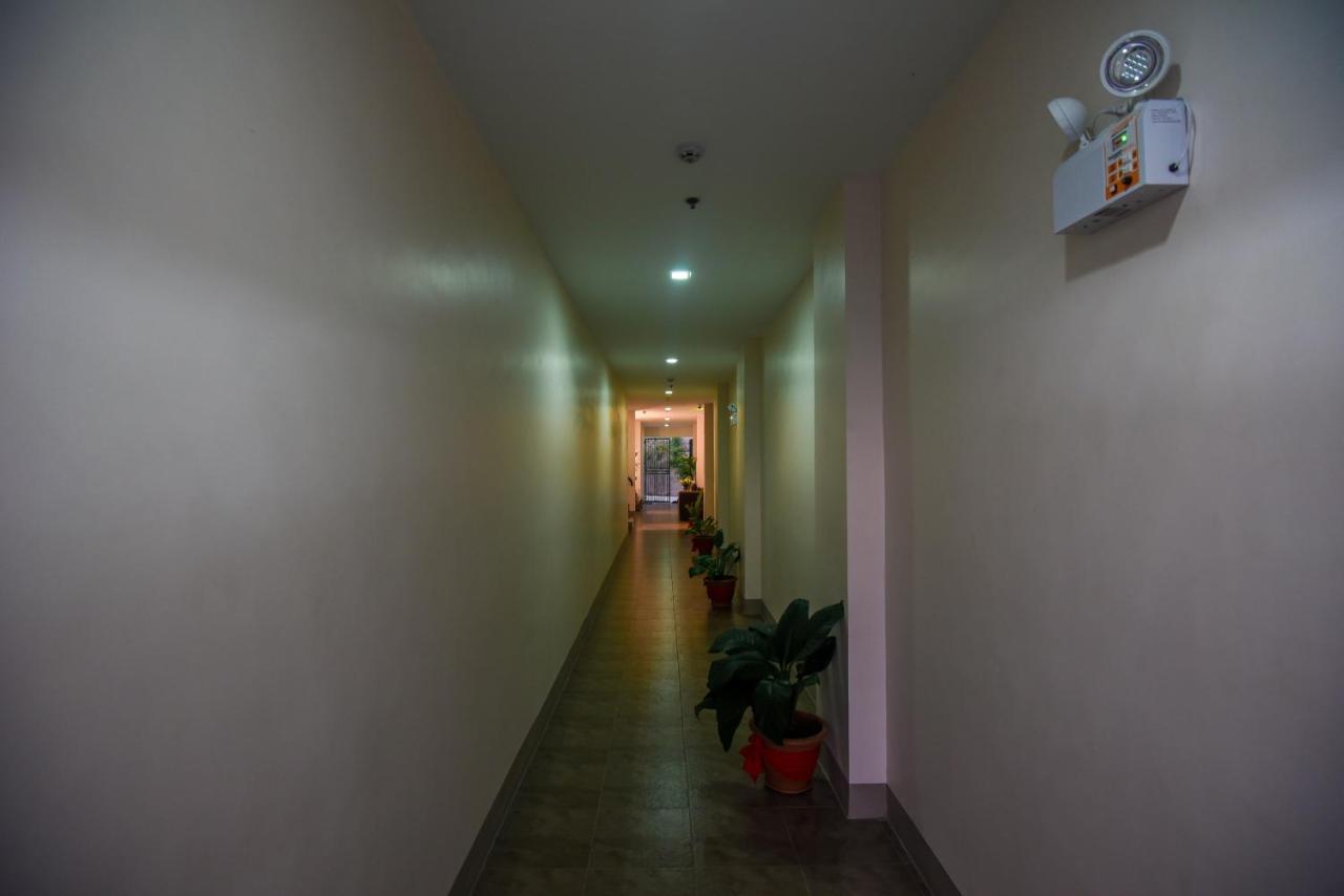 Ett Hometel Калибо Экстерьер фото
